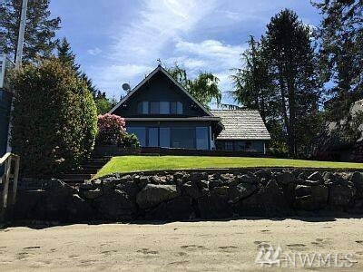 Property Photo:  1107 14th Ave  WA 98333 