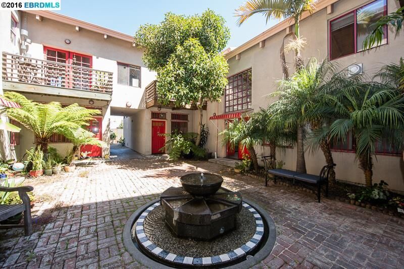 Property Photo:  2932 Filbert St 6  CA 94608 