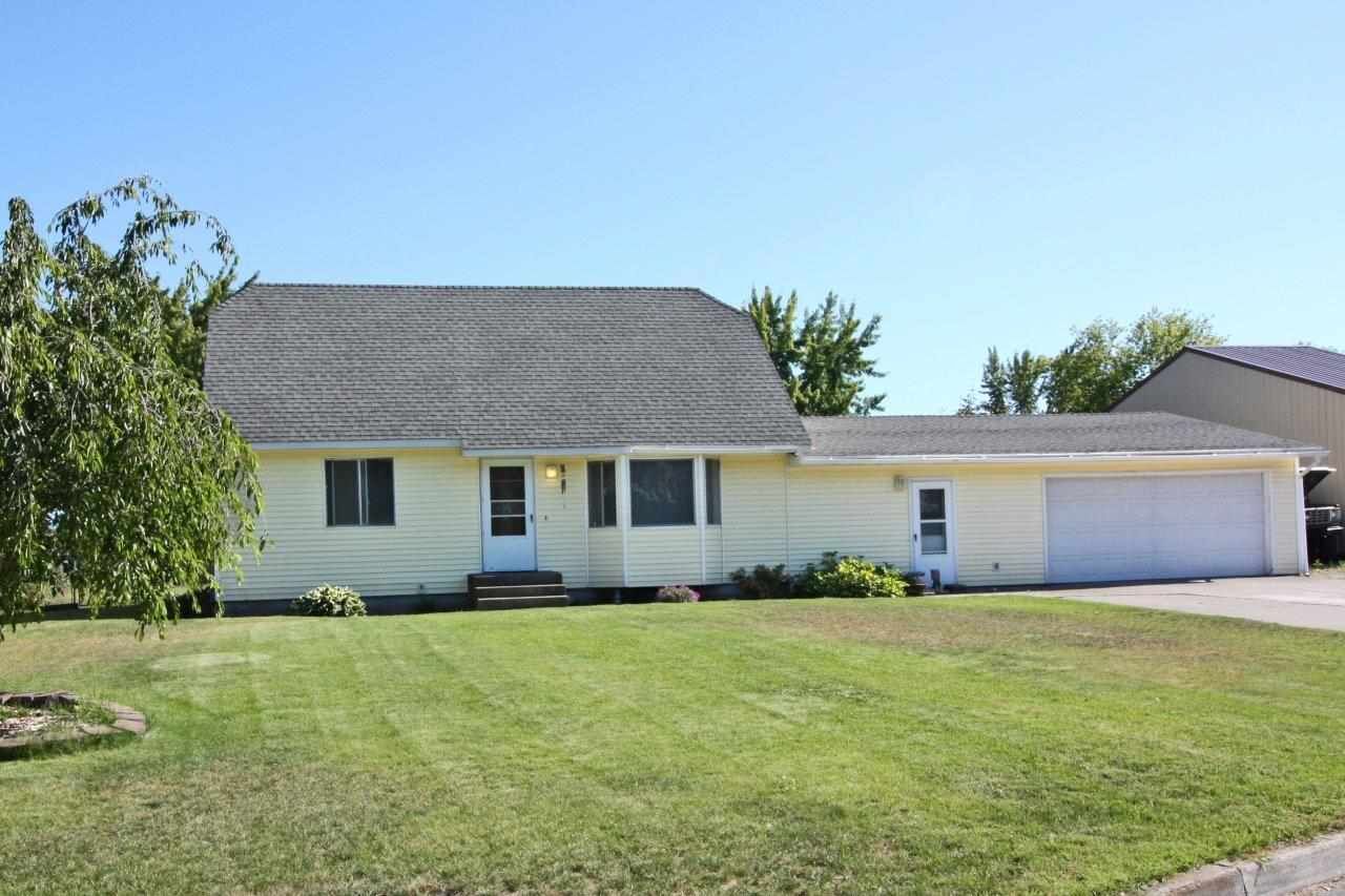 Property Photo: 16106 E Broad Ave WA 99216