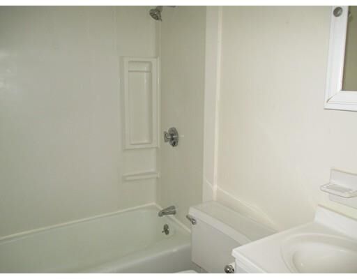 Property Photo: 9 Kenmar Dr 3 MA 01821