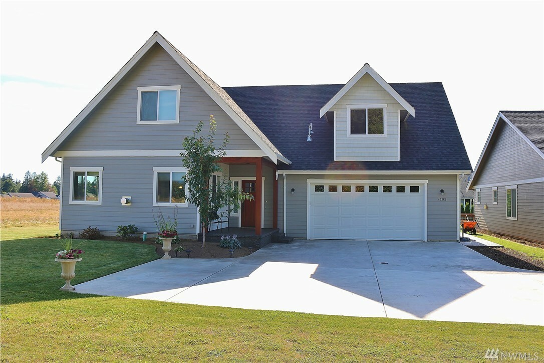 Property Photo: 2103 Littlefield Ct WA 98264