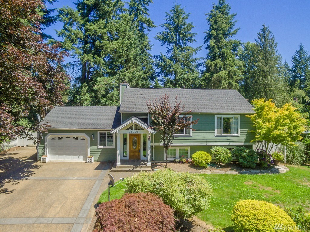 Property Photo: 15705 97th Av Ct E WA 98375