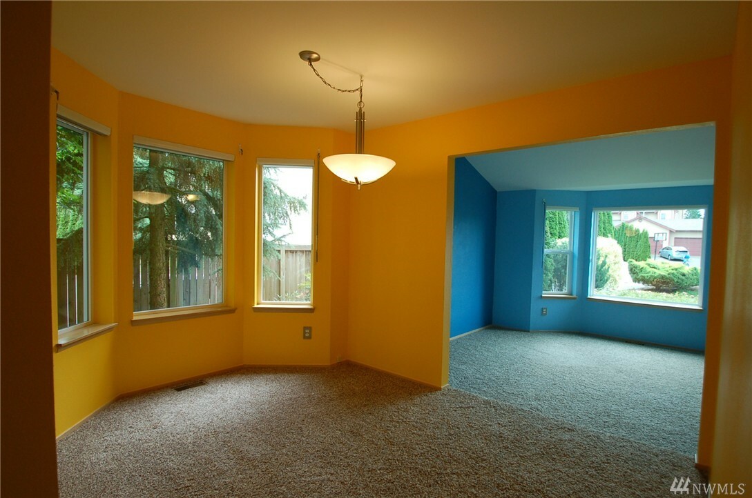 Property Photo: 11830 6th Place SW WA 98146