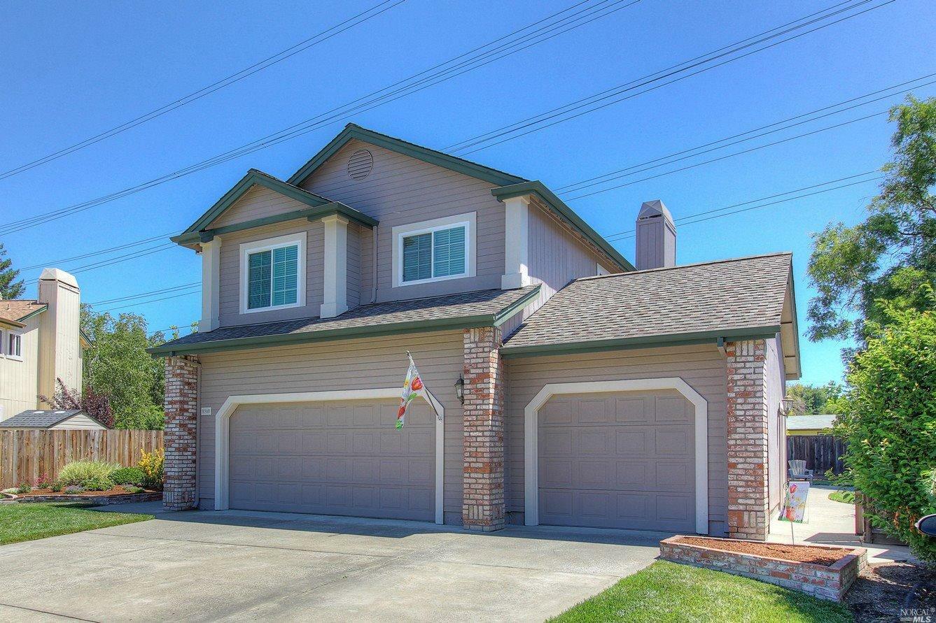 Property Photo: 38 Noonan Ranch Circle CA 95403