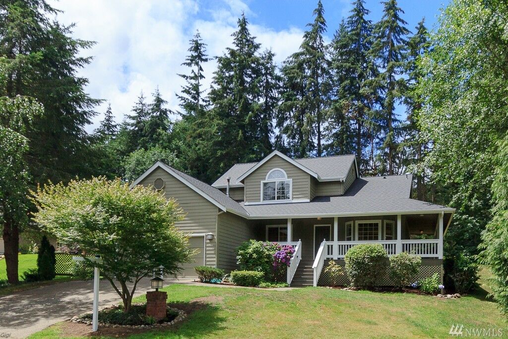 Property Photo: 13408 37th Av Ct NW WA 98332