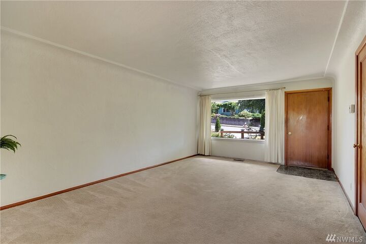 Property Photo:  1442 S Mason Ave  WA 98405 