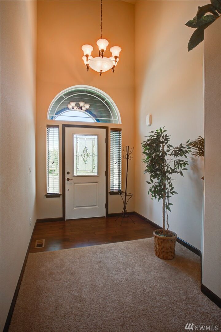 Property Photo: 23910 SE 284th Place WA 98038