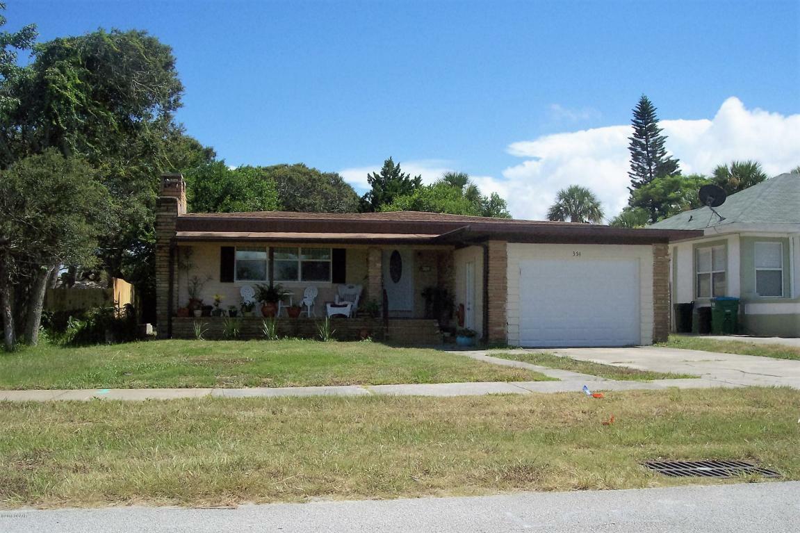 Property Photo: 354 Pelican Avenue FL 32118