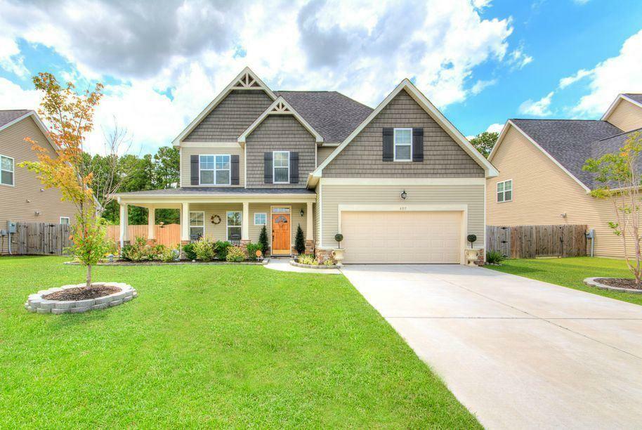 Property Photo:  405 Savannah Drive  NC 28546 