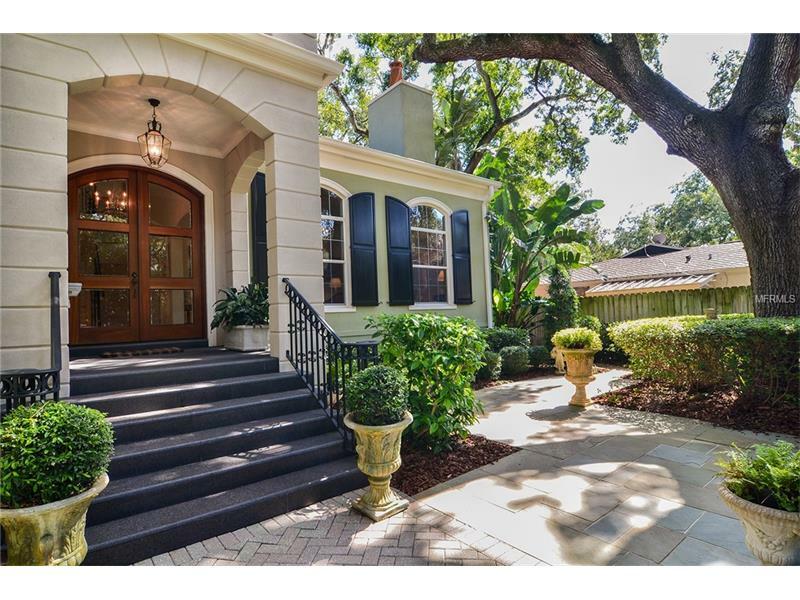 Property Photo: 4624 W Sunset Boulevard FL 33629