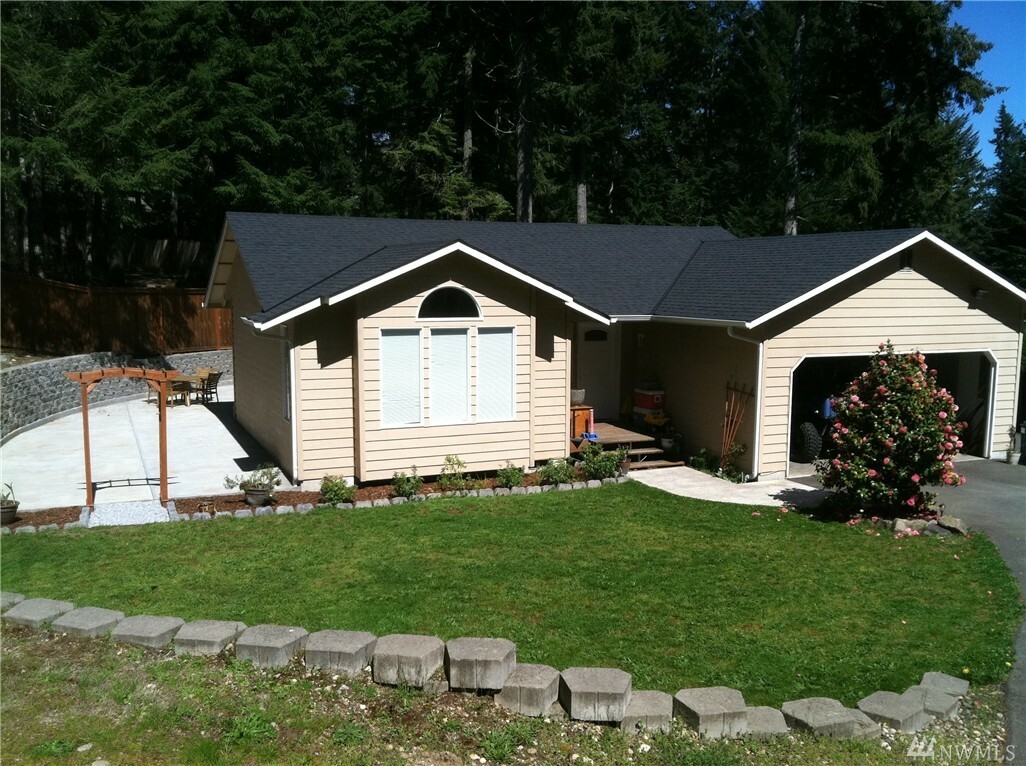 Property Photo:  171 NE Wanda Lane  WA 98528 