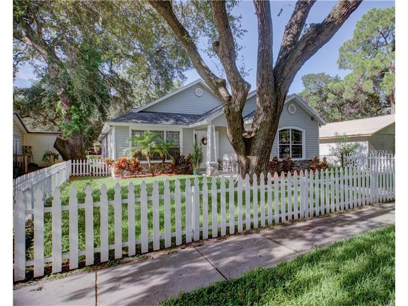 Property Photo: 21 7th Avenue SE FL 33771