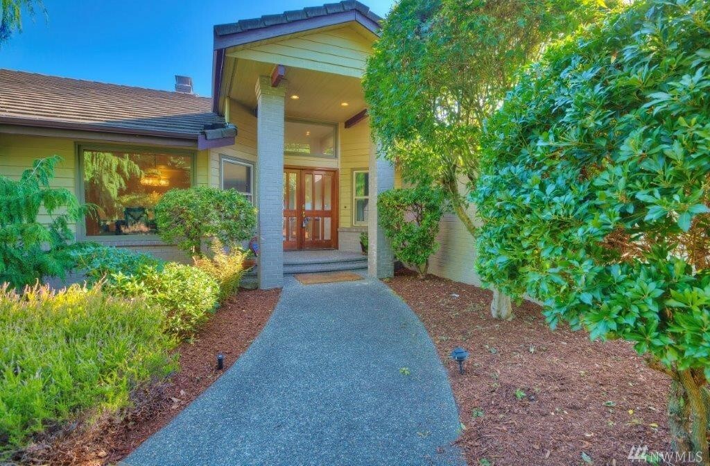 Property Photo: 5921 Indian Trail NE WA 98422
