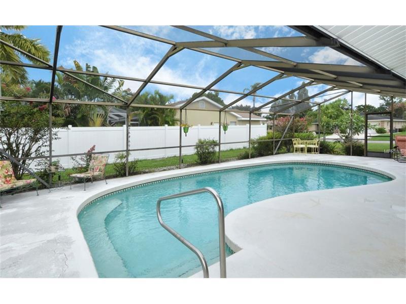 Property Photo: 5728 Augusta Circle FL 34238