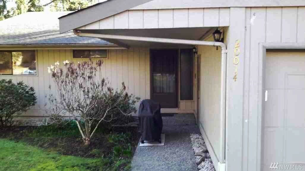 Property Photo:  20012 1st Place SW  WA 98166 