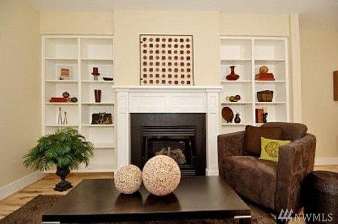 Property Photo:  1108 Yakima Ave S  WA 98144 