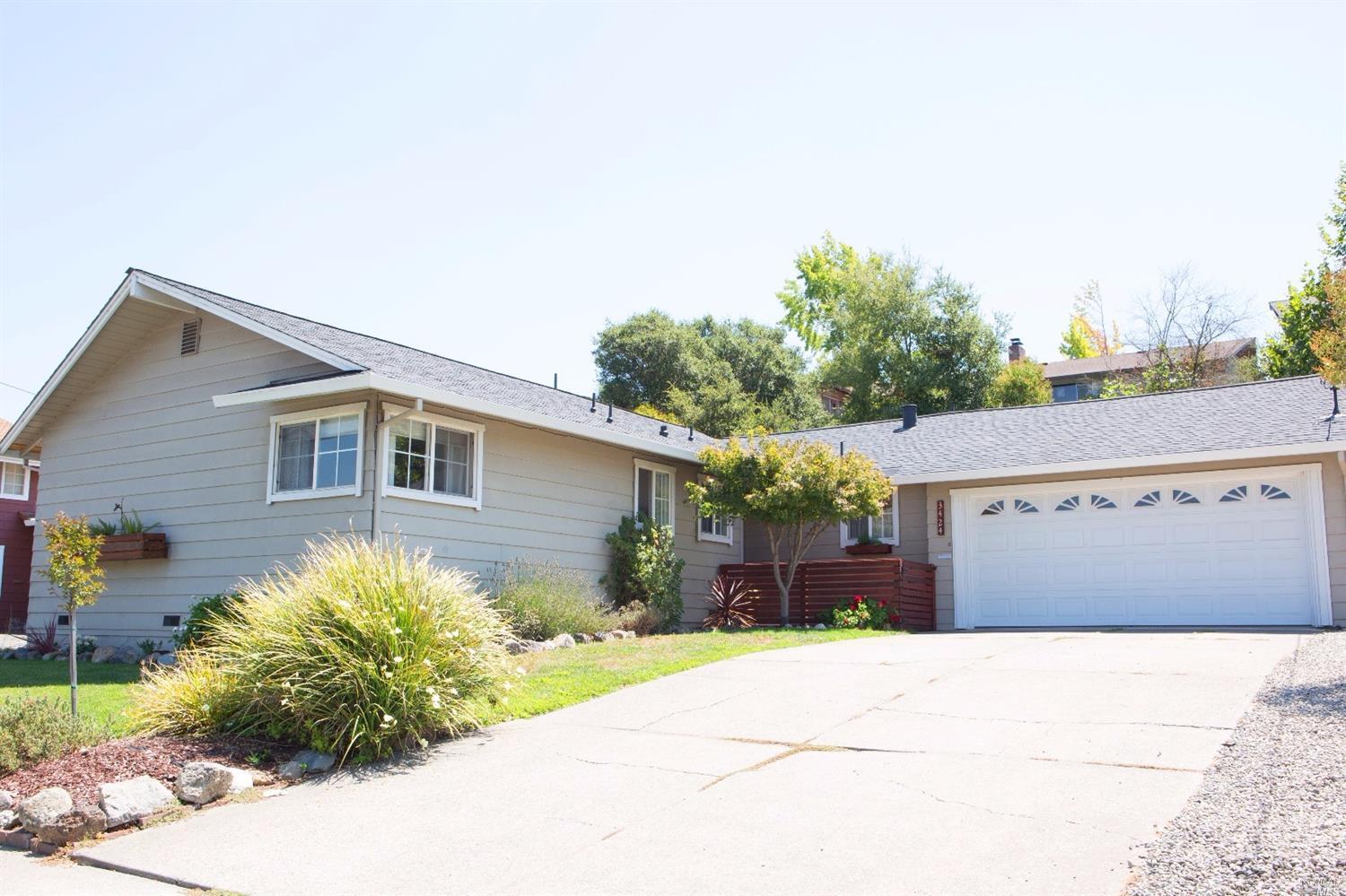 Property Photo: 3424 Hoen Avenue CA 95405