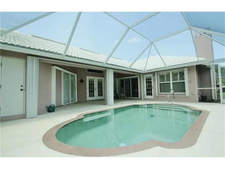 Property Photo: 1617 Valley Drive FL 34292