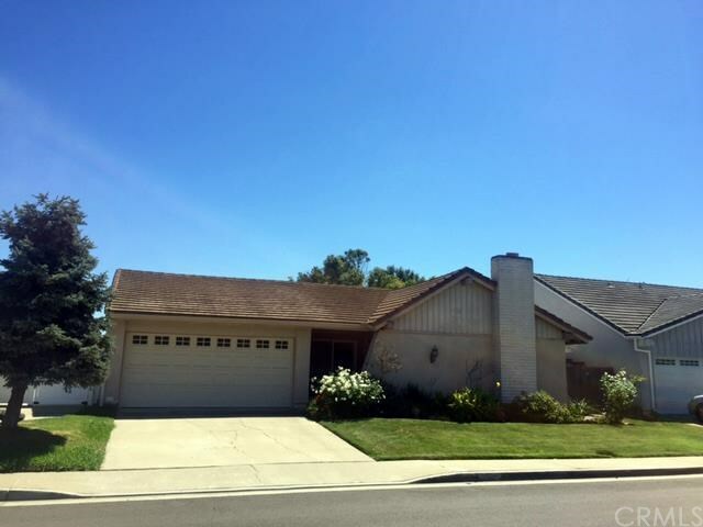 Property Photo:  9398 Grackle Avenue  CA 92708 