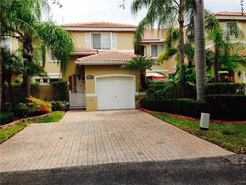 Property Photo:  1135 Cherrypalm Ln 1135  FL 33019 