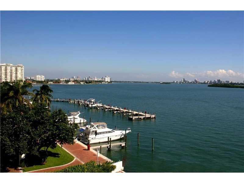 Property Photo: 4000 Towerside Ter 2311 FL 33138