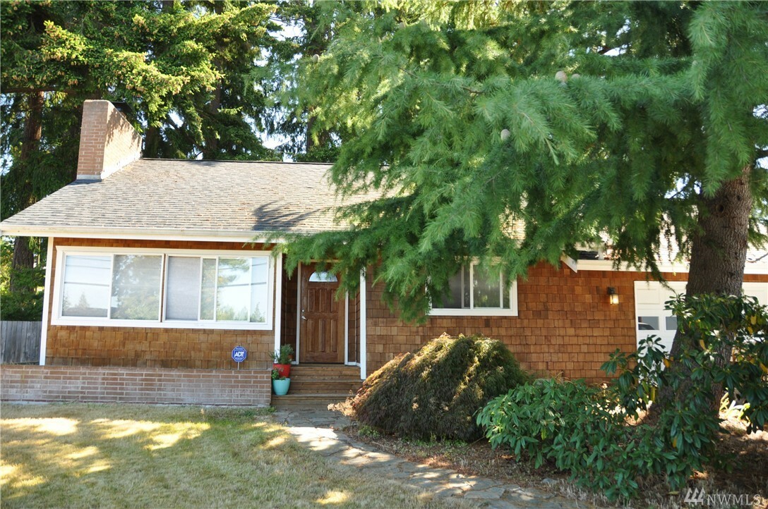 Property Photo:  7025 48th Ave W  WA 98275 