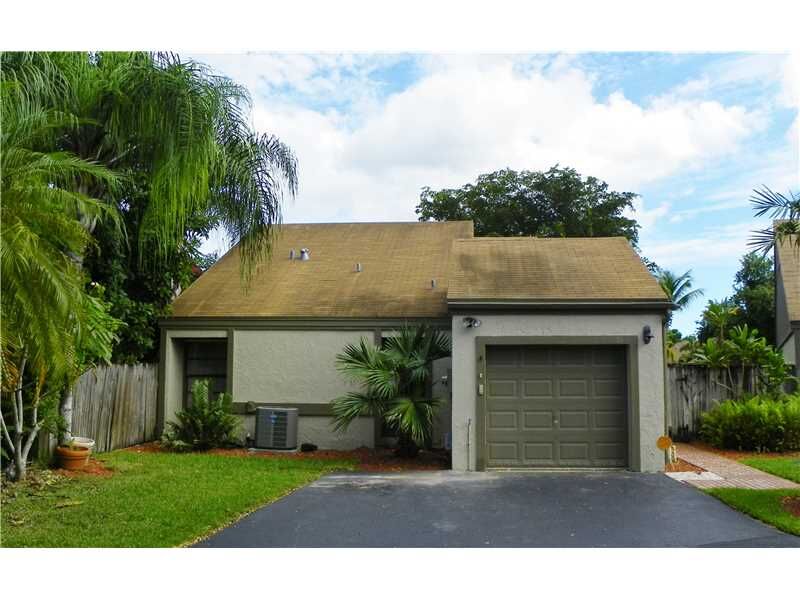 Property Photo: 7571 SW 96 Ct FL 33173
