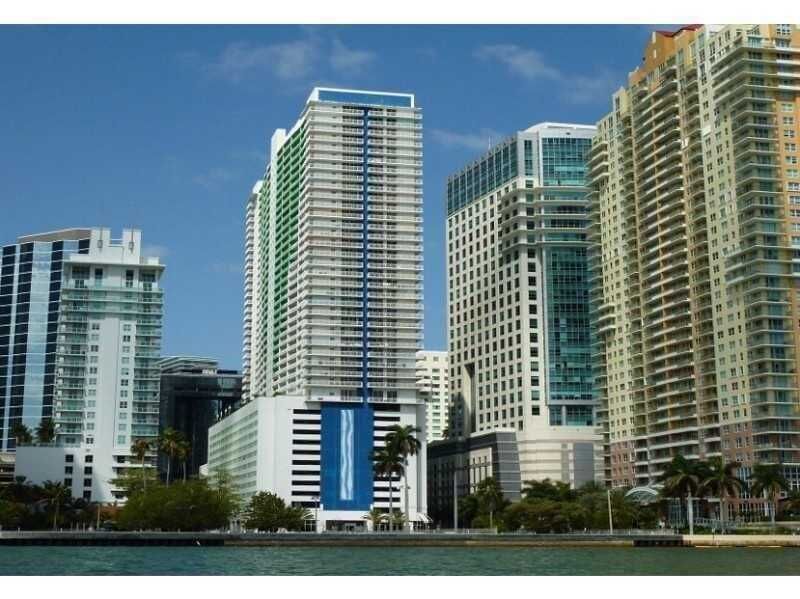 Property Photo:  1200 Brickell Bay Dr 2106  FL 33131 