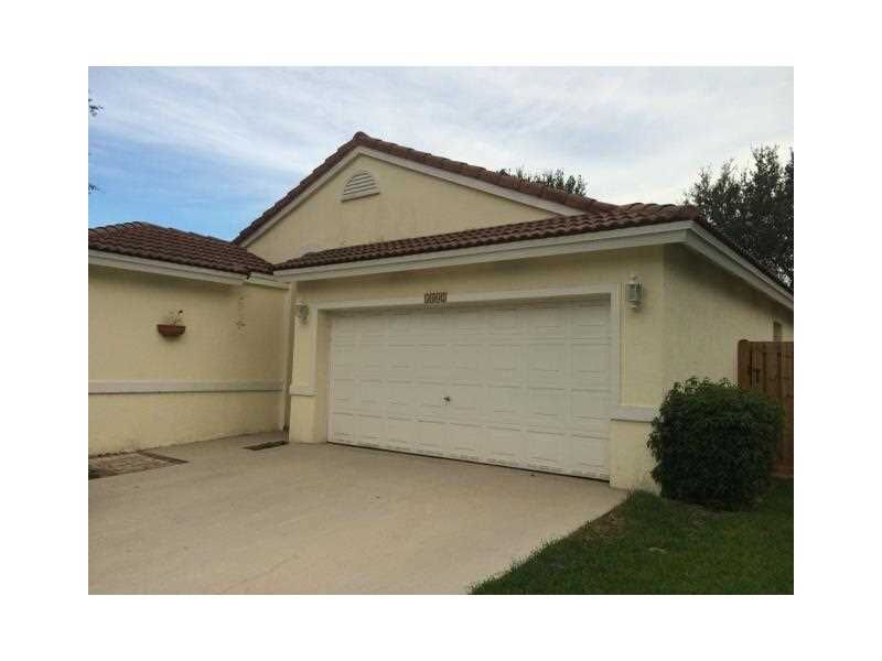 Property Photo:  5462 NW 49th Ct  FL 33073 