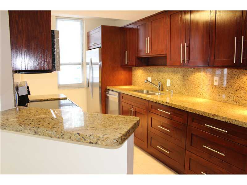 Property Photo:  701 Brickell Key Bl 1404  FL 33131 