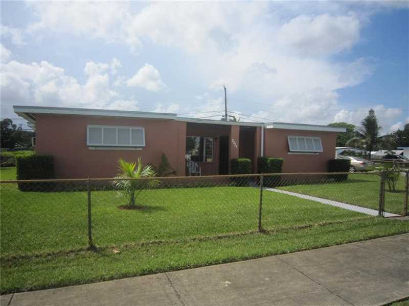Property Photo: 2335 NW 162 St FL 33054