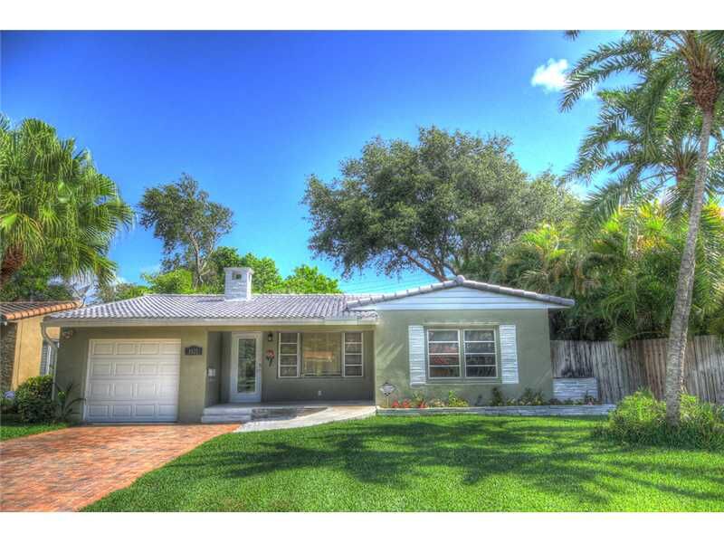 Property Photo: 1921 NE 7th Pl FL 33304