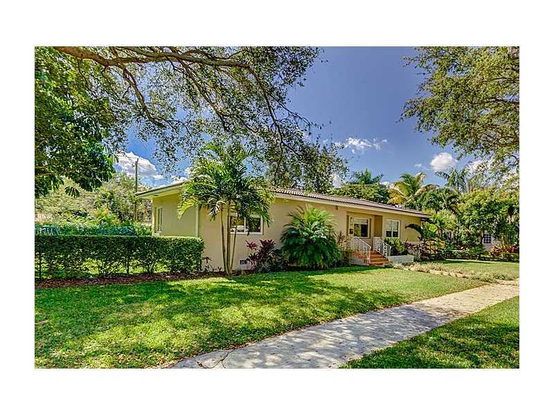 Property Photo: 534 NE 92 St FL 33138