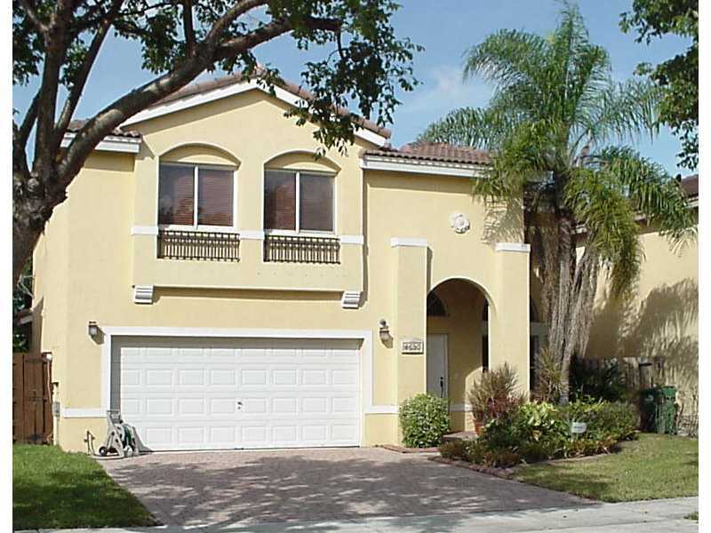 Property Photo:  4650 NW 109 Ct  FL 33178 