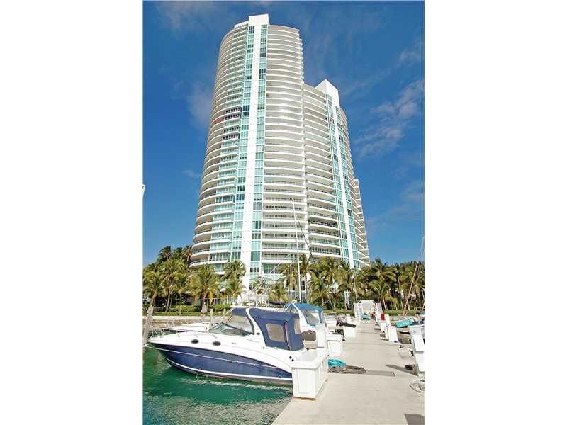 Property Photo:  1000 S Pointe Dr 2802  FL 33139 