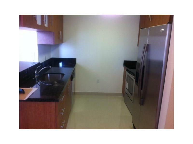Property Photo: 601 23 St 701 FL 33137