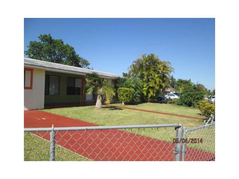 Property Photo:  12041 SW 175 St  FL 33177 