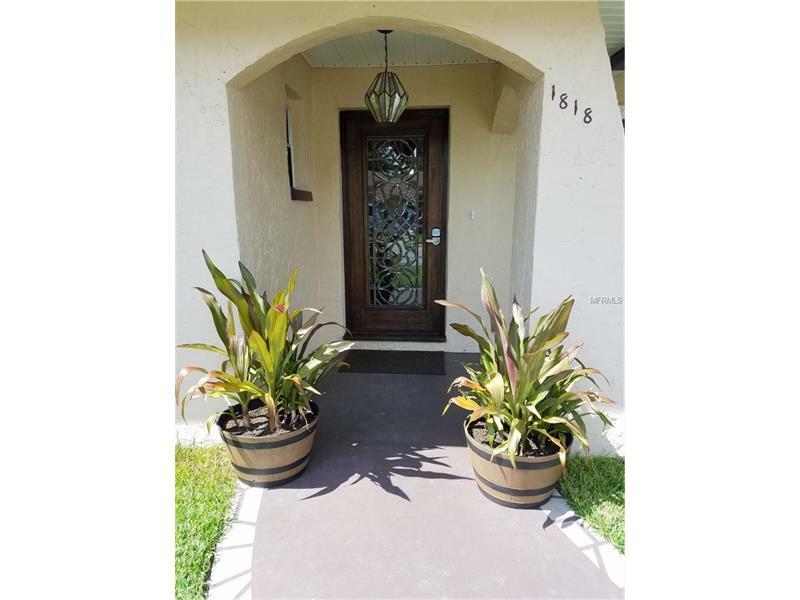 Property Photo: 1818 Driftwood Circle S FL 34677