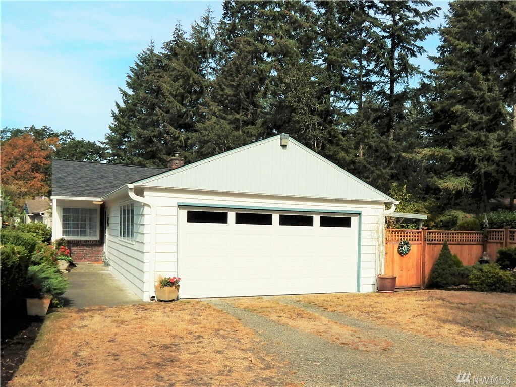 Property Photo:  6205 Nyanza Park Dr SW  WA 98499 