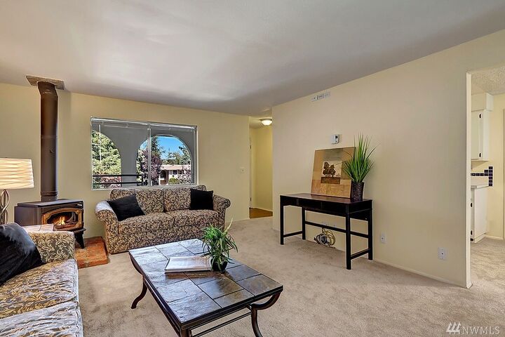 Property Photo:  17211 NE 45th St 84  WA 98052 