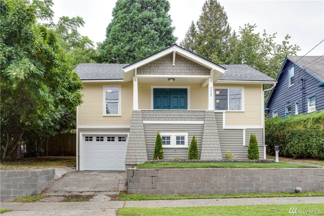 Property Photo:  9425 12th Ave SW  WA 98106 