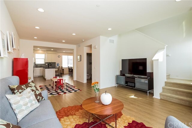 Property Photo: 13131 Park Place 103 CA 90250