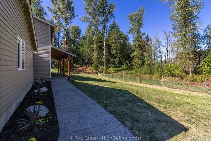 Property Photo:  33620 70th Ave S  WA 98580 