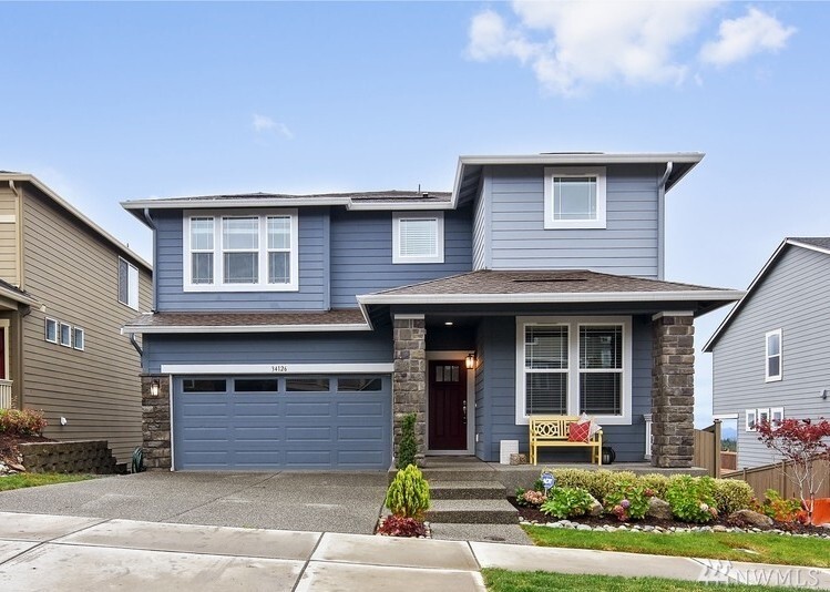 Property Photo:  34126 SE Moses St  WA 98065 