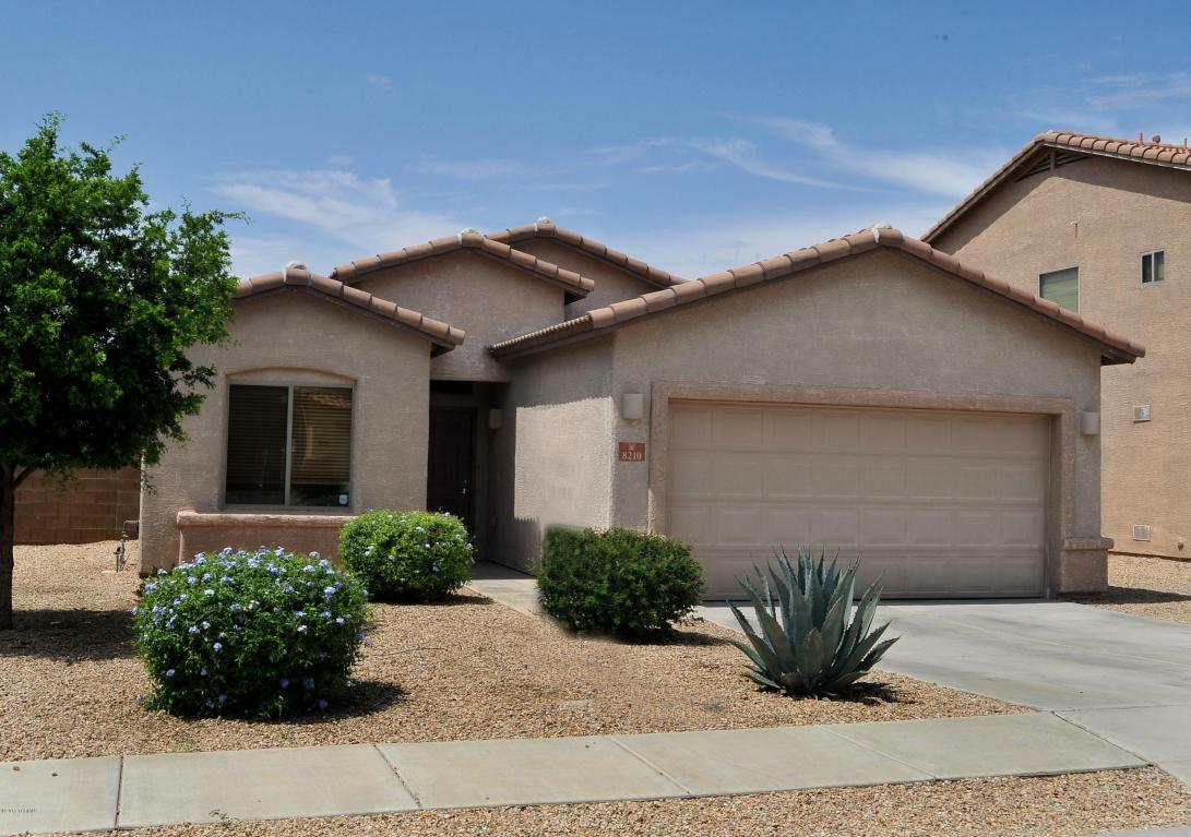 Property Photo:  8210 S Placita Gijon  AZ 85747 