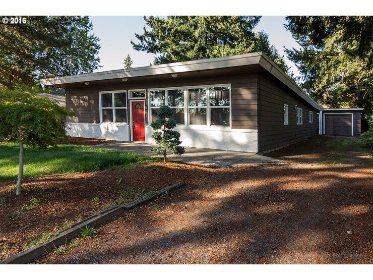Property Photo: 1525 SE 130th Ave OR 97233