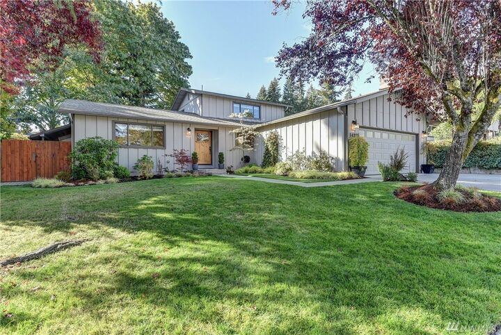 Property Photo:  14215 NE 72nd Street  WA 98052 