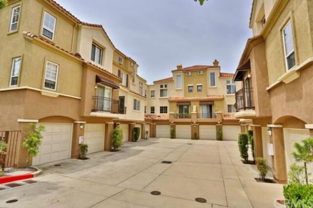 Property Photo:  11 Via Pamplona  CA 92688 