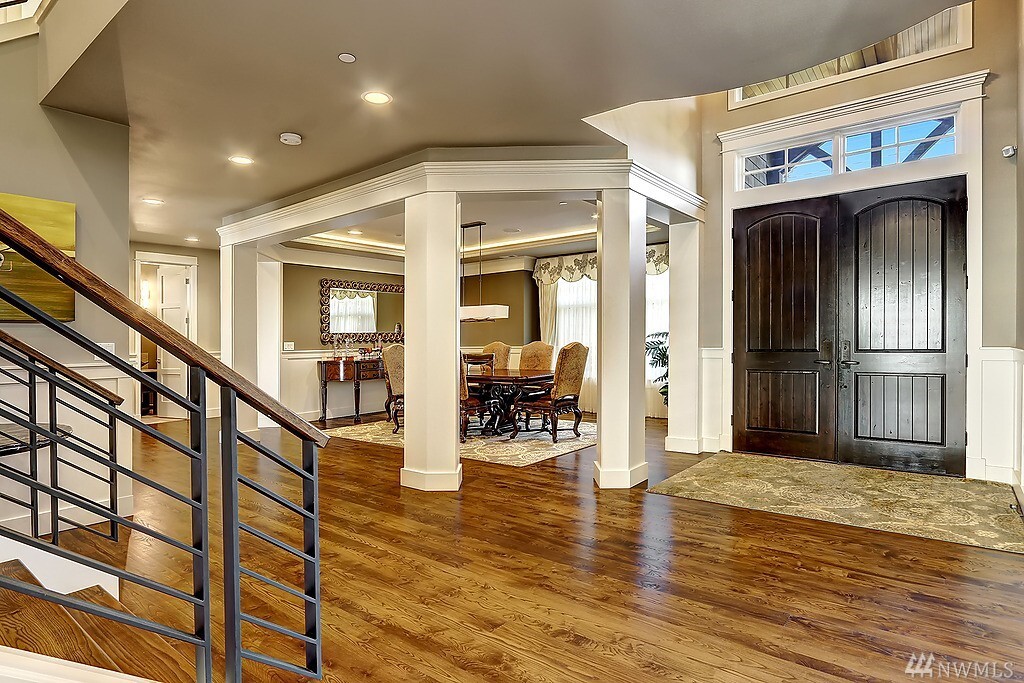 Property Photo: 9723 NE 13th St WA 98004