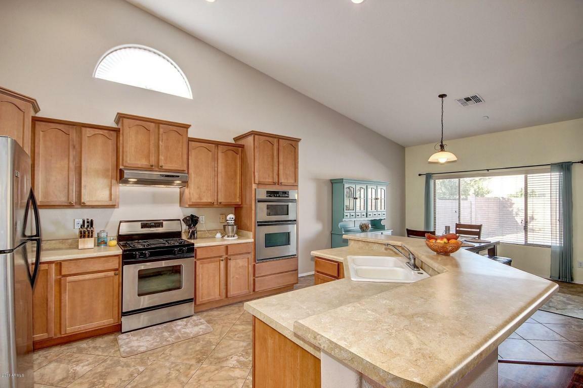 Property Photo: 43914 W Adobe Circle AZ 85139